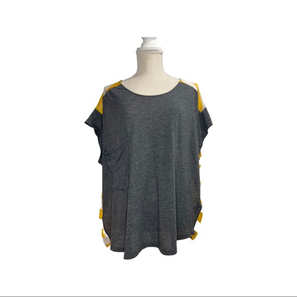 Urban Outfitters Lucca Couture Woven Mix Oversized Pocket Tee - Picture 3 of 4